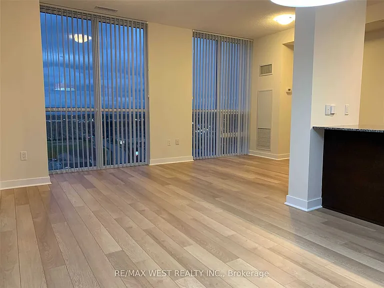 3975 Grand Park Dr #1502 — Photo 16