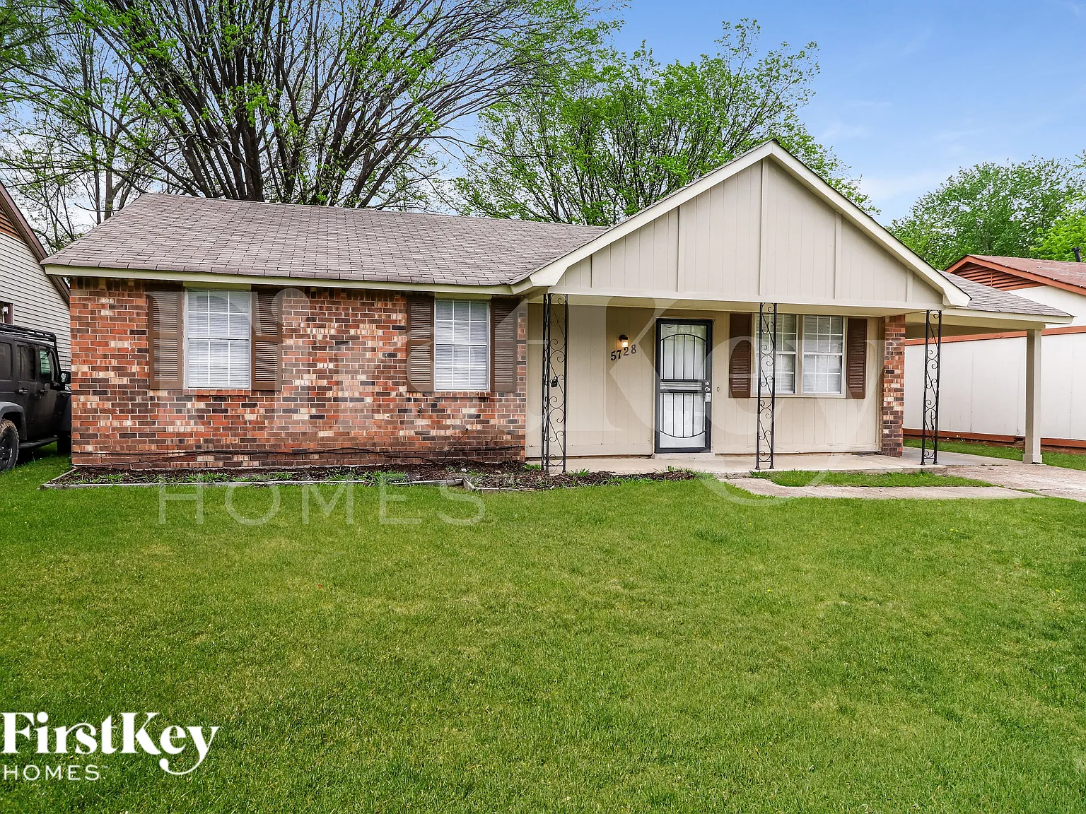 3 bed, 2.0 bath, 1352 sqft, $1,220 — Photo 2