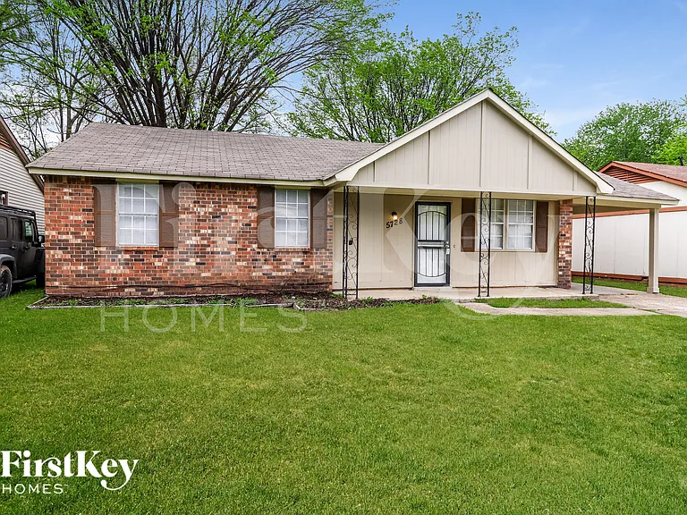 5728 Ballenmoor Dr — Photo 2