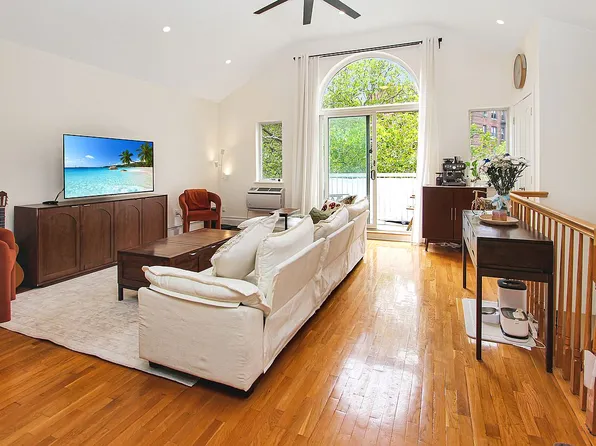 2313 Gerritsen Ave #3B, Brooklyn, NY 11229