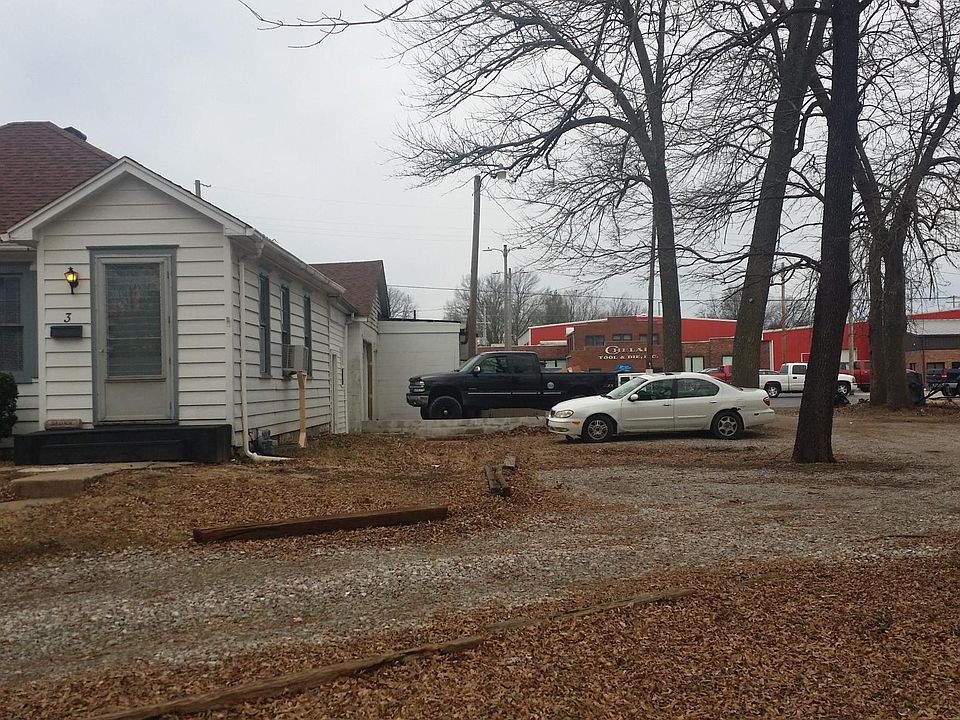 2nd image of 1511 E Main St