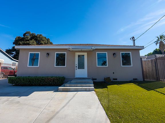 2nd image of 10930 Oro Vista Ave
