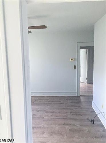 1st image of 491 Hillside Ave
