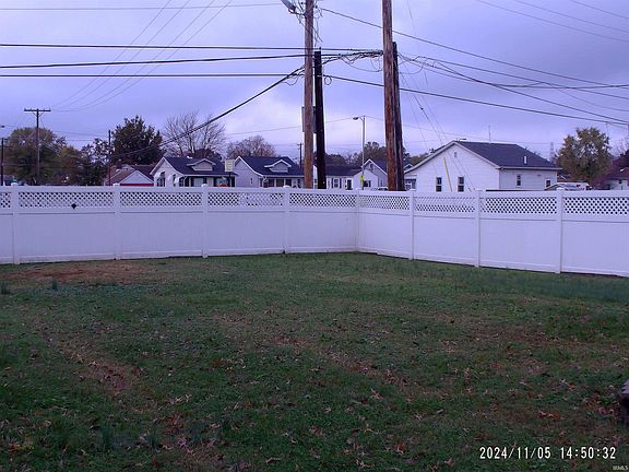 4th image of 2824 Oakley St