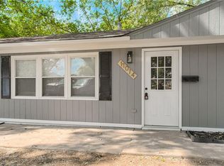 11014 Cambridge Ave, Kansas City, MO 64134