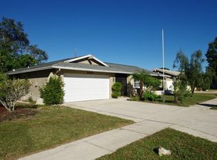 9410 121st St, Seminole, FL 33772