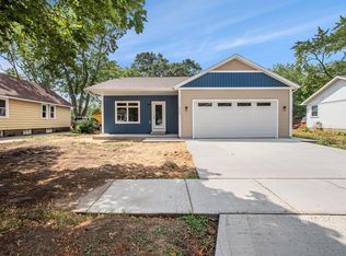 1419 Ducey Ave, Muskegon, MI 49442
