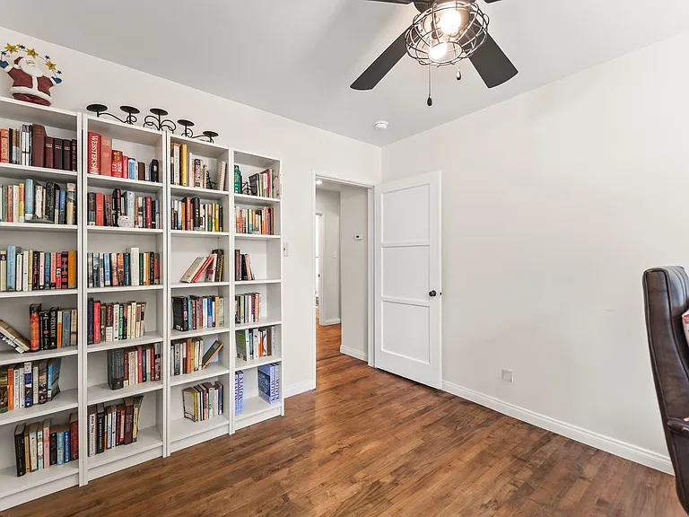 8016 Denrock Ave — Photo 13