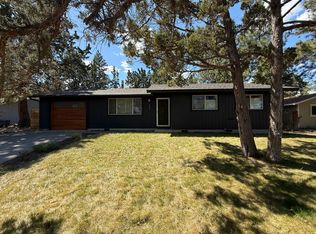 903 SE Morton Ct, Bend, OR 97702