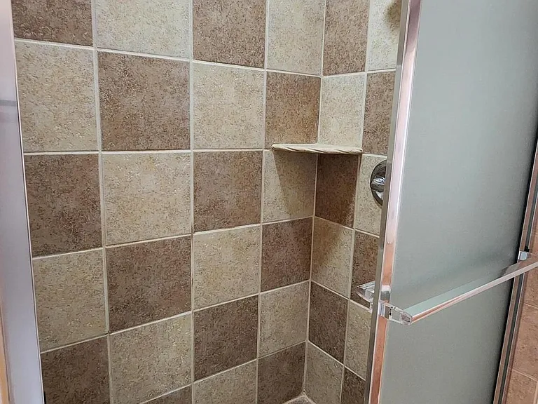 1574 Kessler Ave — Photo 24
