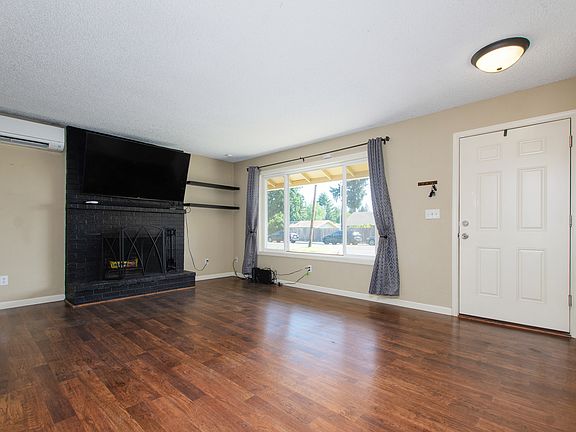 5th image of 7014 NE 107th Ave