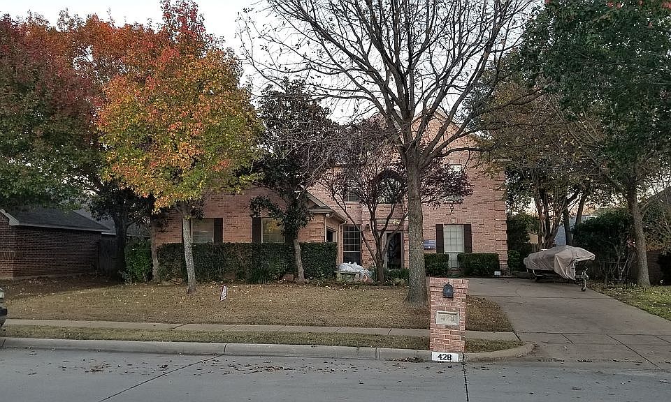 1st image of 428 Charles St