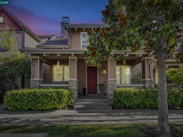 2036 Serra Ln, Hercules, CA 94547
