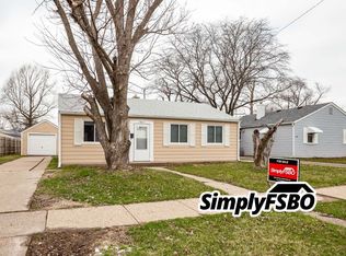 1015 41st St, Moline, IL 61265