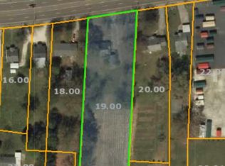 242 Memorial Dr, Paris, TN 38242