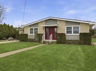 911 W Water St, New Buffalo, MI