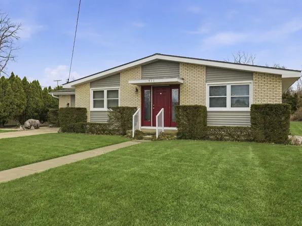 911 W Water St, New Buffalo, MI 49117