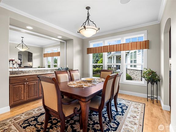 4th image of 1808 Bakerview Court