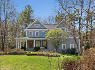 139 Rivers Edge Dr, Portland, ME 04102