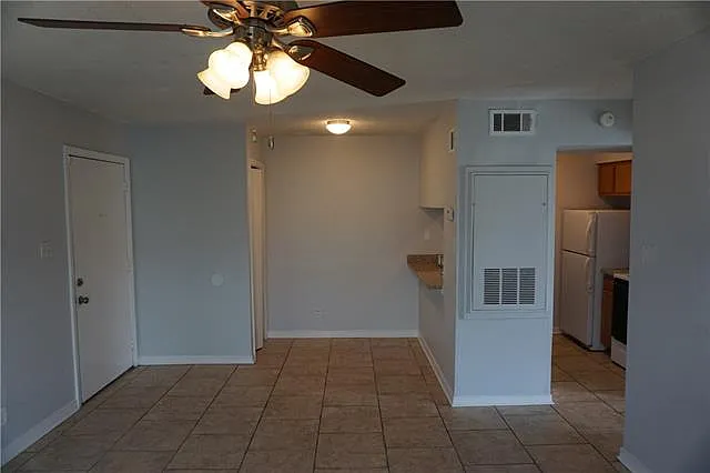 4218 Hessmer Ave #214 — Photo 11