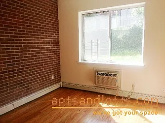 Rented by aptsandlofts.com
