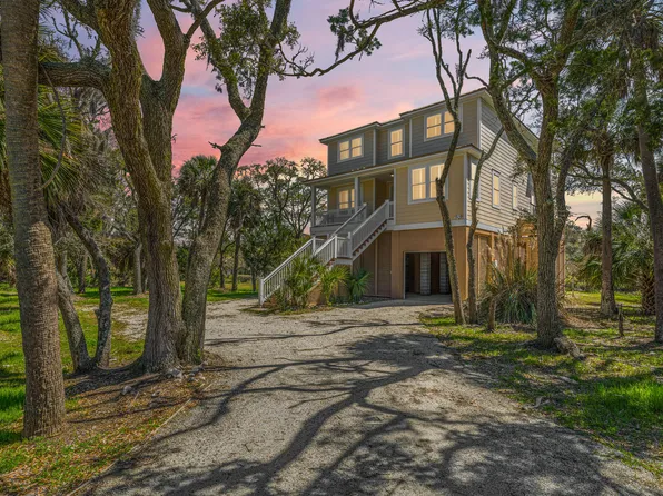 4 Sharks Tooth Cir, Edisto Island, SC 29438