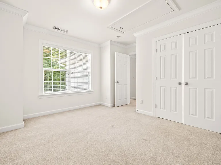 Upstairs bedroom 1