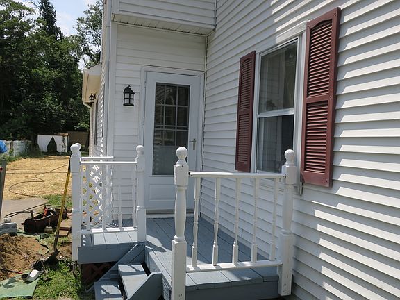 side entrance