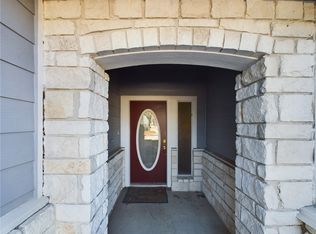 1207 Canyon Creek Cir, College Station, TX 77840