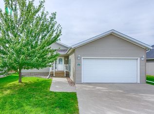 3300 Wolf Creek Rd SW, Bondurant, IA 50035