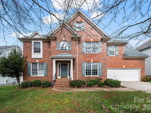 122 Montibello Dr, Mooresville, NC 28117