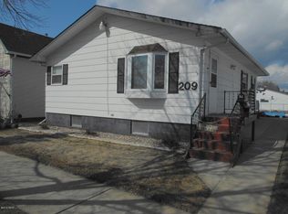 209 3rd Ave SW, Watertown, SD 57201