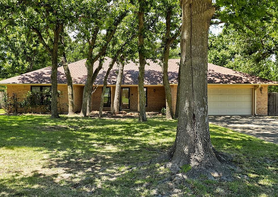 1st image of 1617 High Meadows Dr