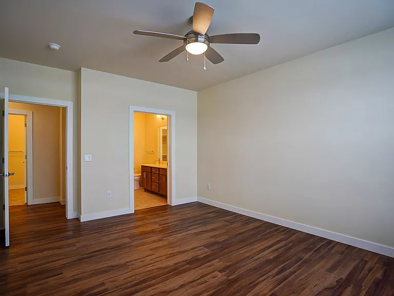 1270 Stonewood Xing — Photo 29