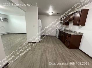 3304 S Kiwanis Ave #4, Sioux Falls, SD 57105