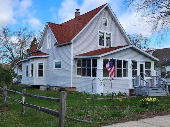 125 N Pine St, Adams, WI 53910