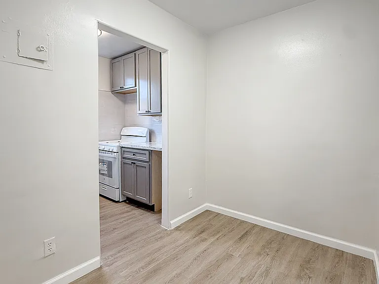 740 Clarkson Ave #2H — Photo 12