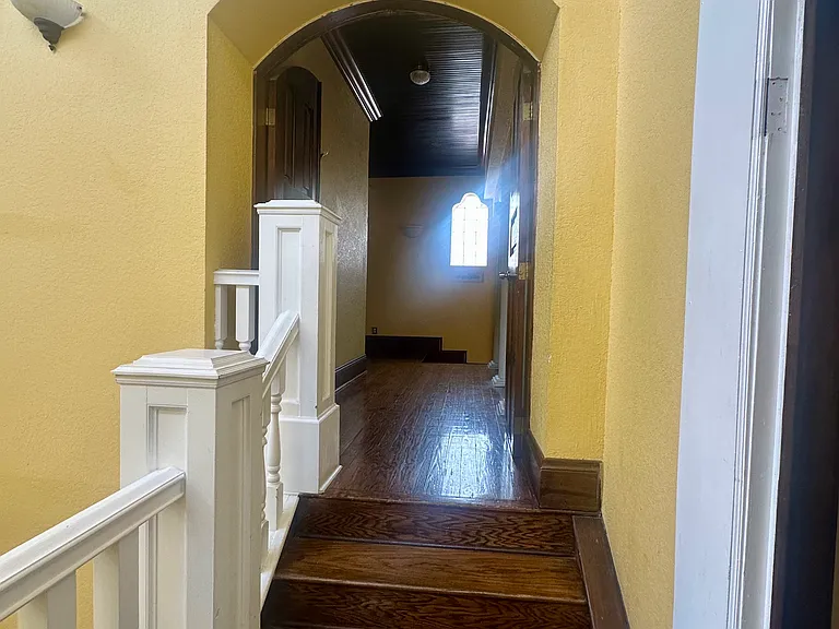 7710 N Ola Ave — Photo 35
