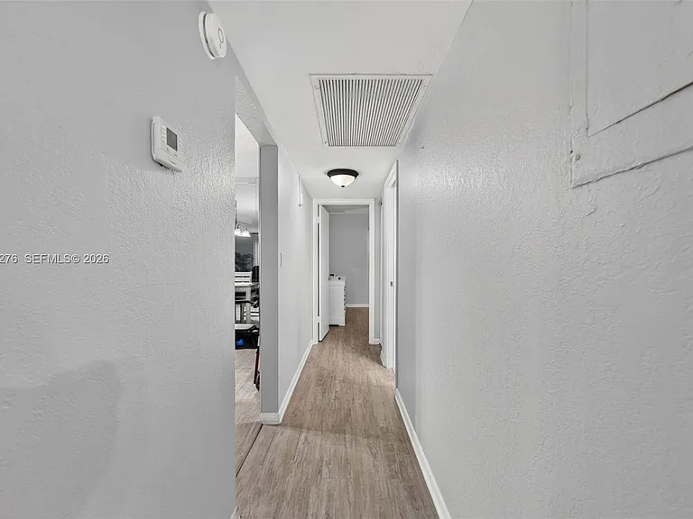 2404 Antigua Cir #M2 — Photo 10