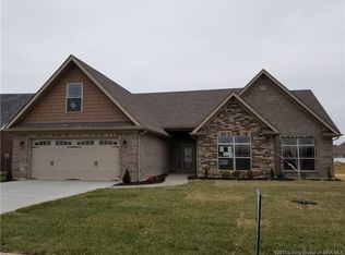 5720 Loblolly Ct, Jeffersonville, IN 47130