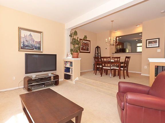3rd image of 6154 Cinnamon Ct