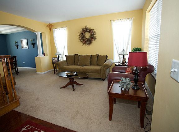 3rd image of 25309 Balmoral Dr