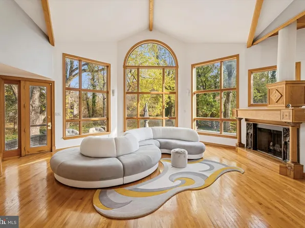 40 Carter Ln, Elkins Park, PA 19027