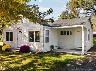 3084 West St, Milford, MI 48380