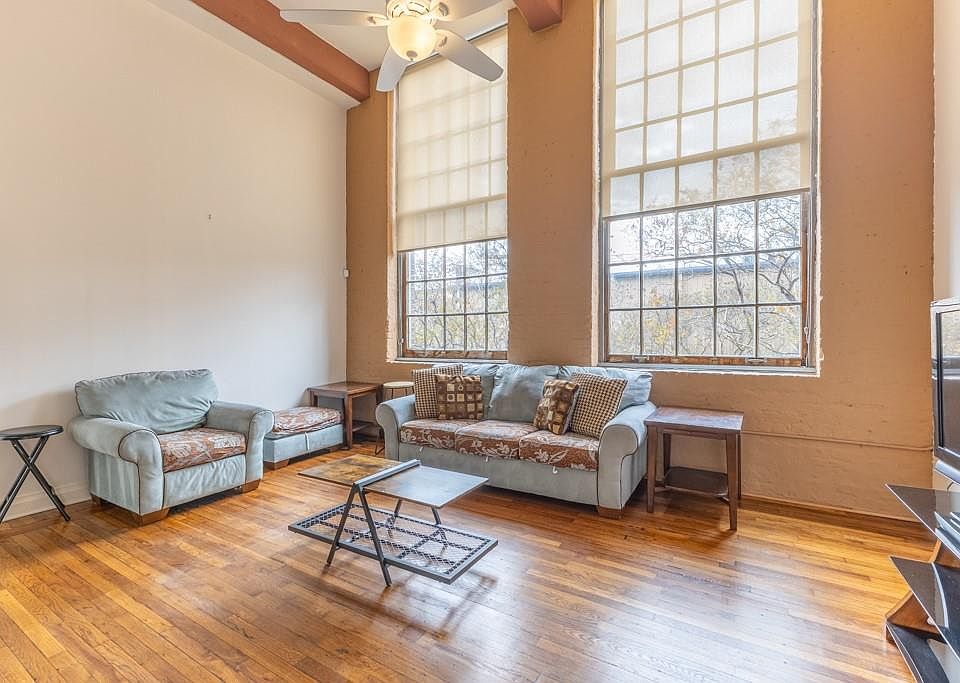 1st image of 920 Poeyfarre St APT 261