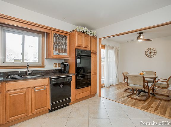 5th image of 209 Murray Dr