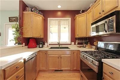 5th image of 4640 Windsor Hill Dr