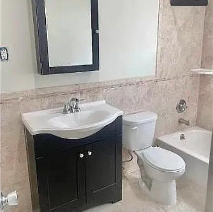 5th image of 31 Soundview Dr #5G