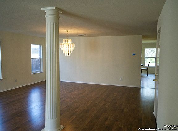 2nd image of 1826 Kingsbridge