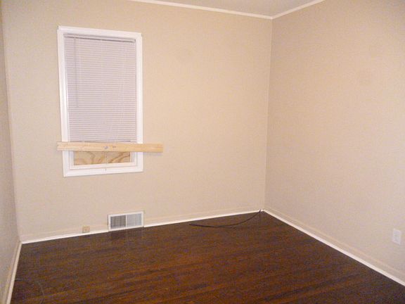 5th image of 12031 Bramell